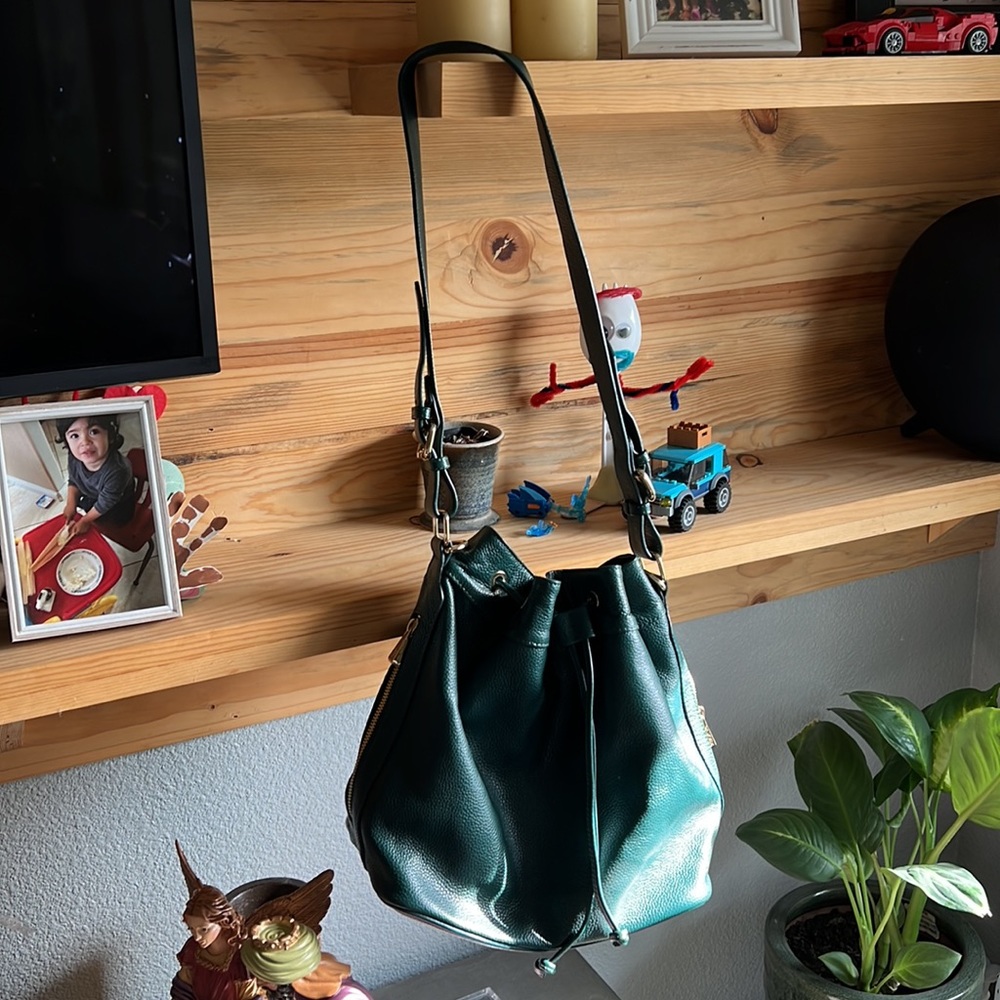 Ora Delphine, bucket, emerald green bag.